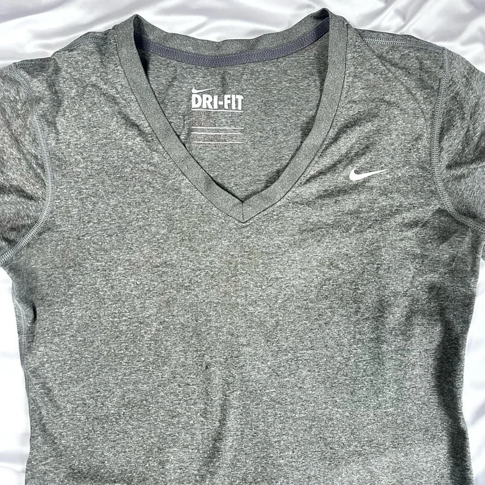 Nike Women's Gray Dri-FIT Tee - Picture 9 of 9